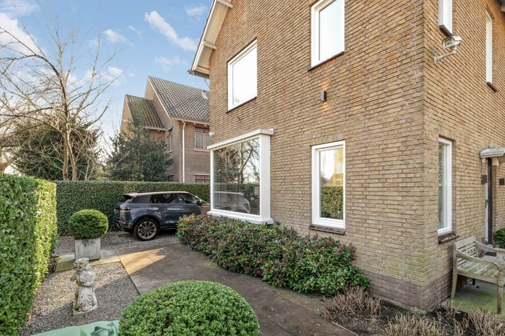 Foto 3 van Van Goghlaan 8