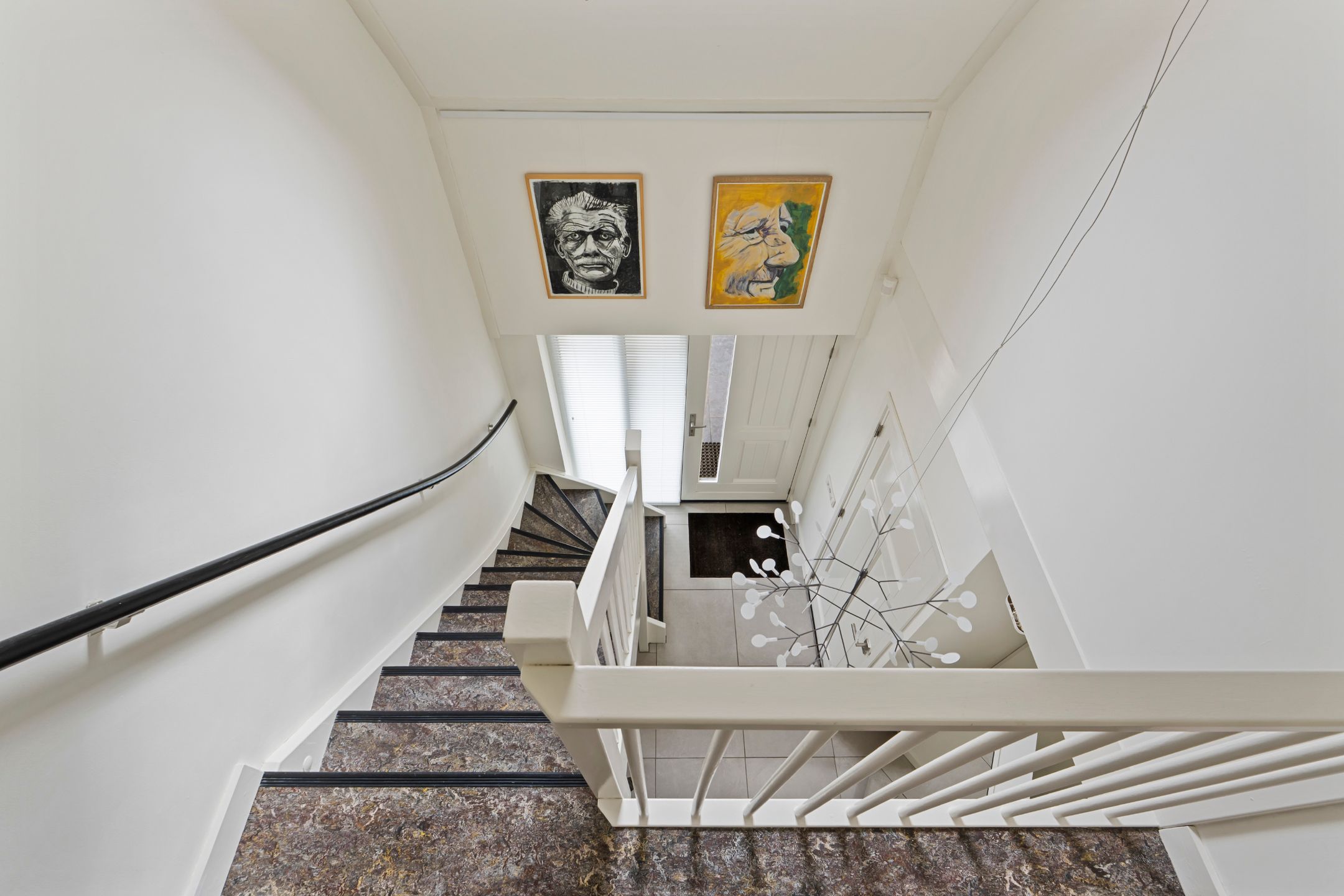 Detached Family Home with Garage and Unobstructed Nature Views — 21