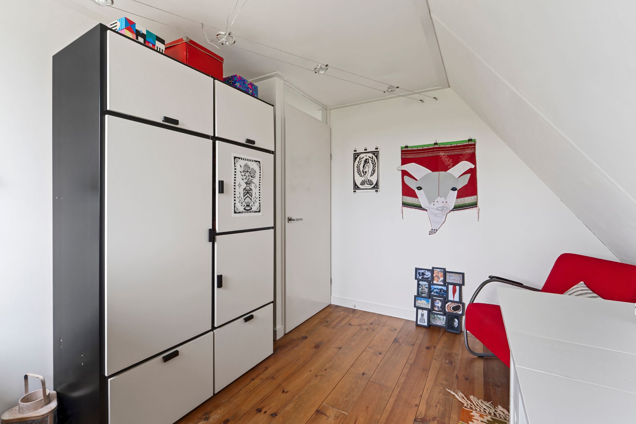 Detached Family Home with Garage and Unobstructed Nature Views — 30