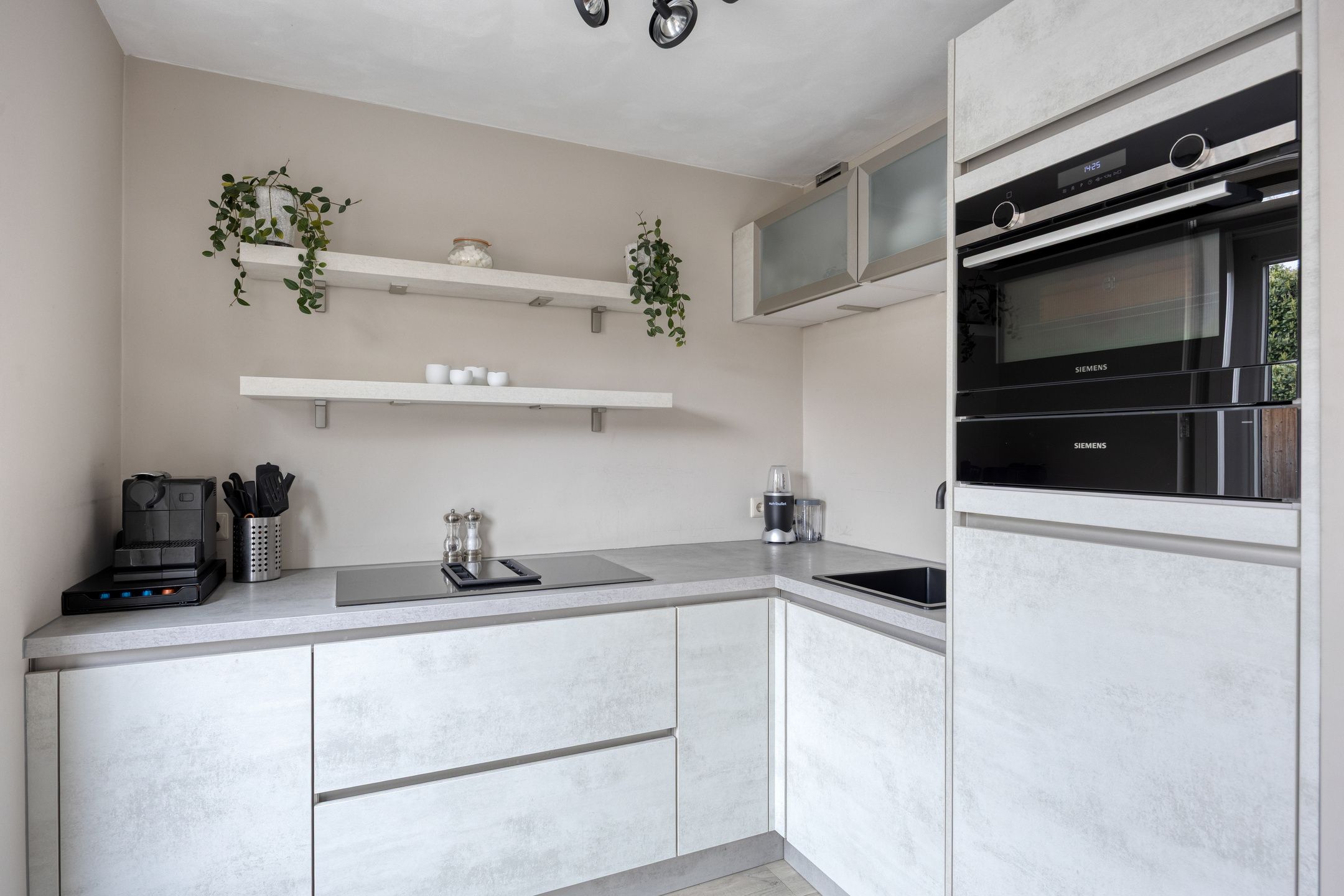 Foto 9 van De Heenplaat 4