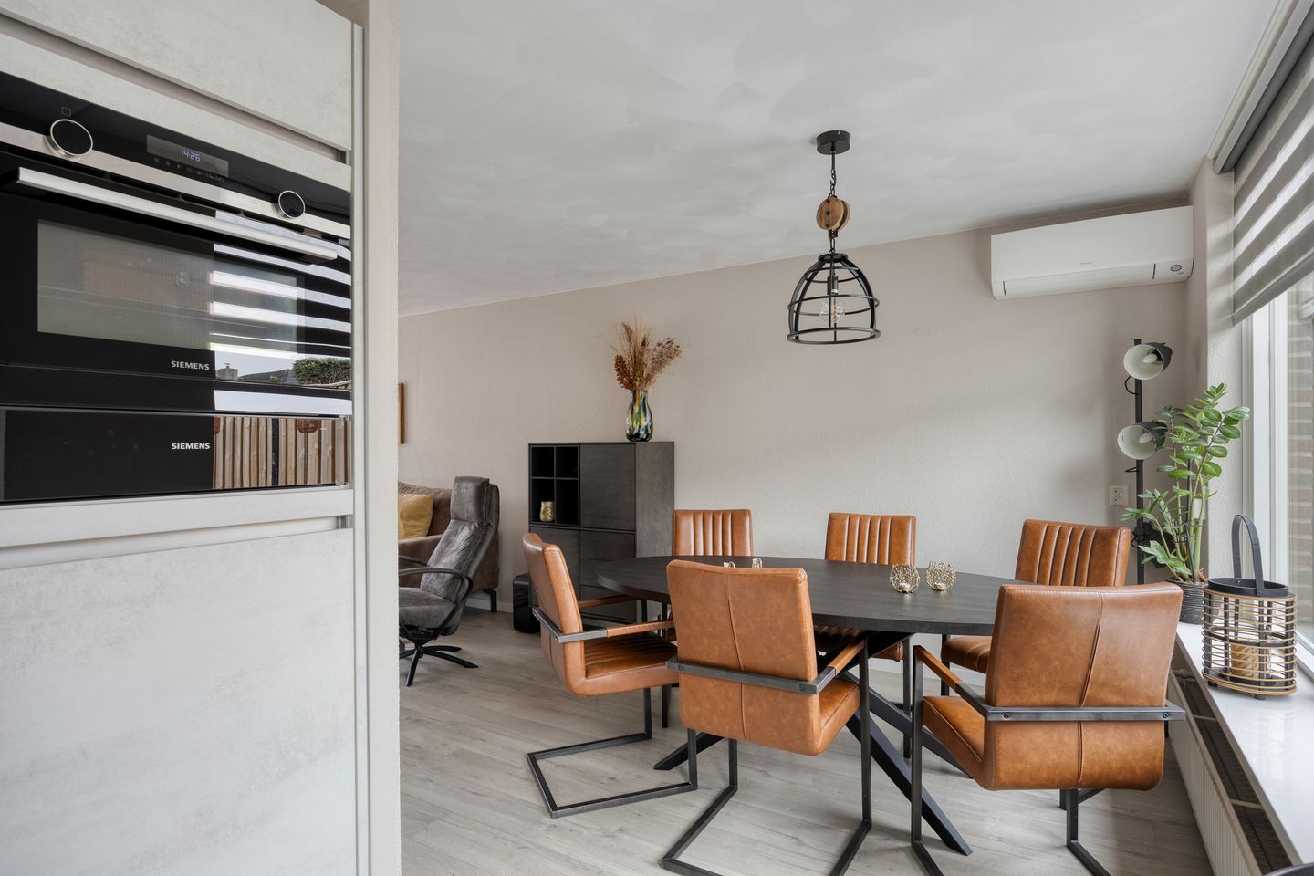 Foto 10 van De Heenplaat 4