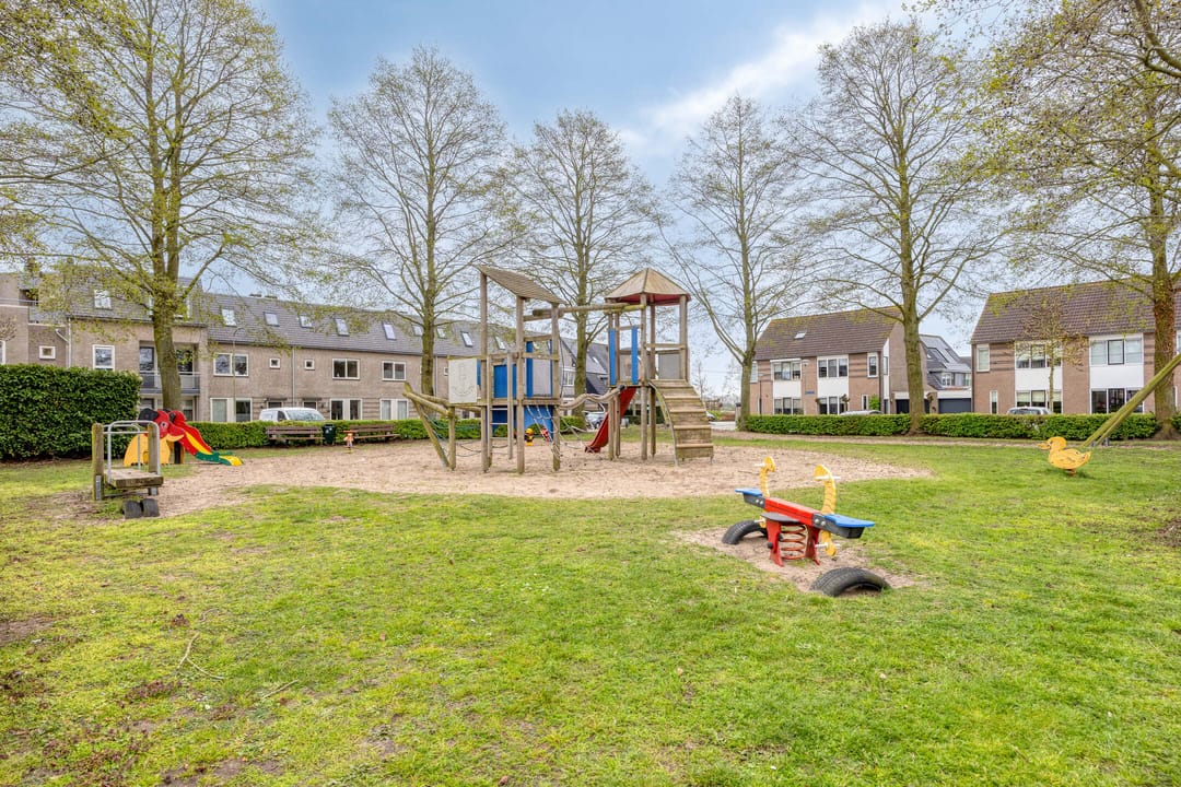 Foto 32 van De Heenplaat 4