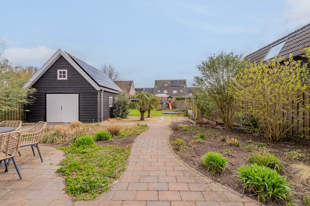 Photo 2 of Dorpsstraat 15