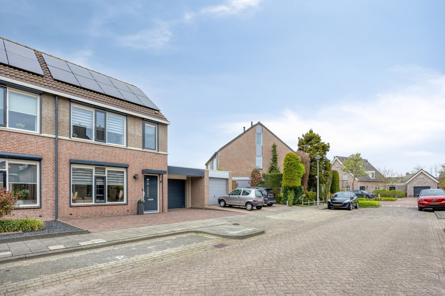 Foto 34 van De Heenplaat 4