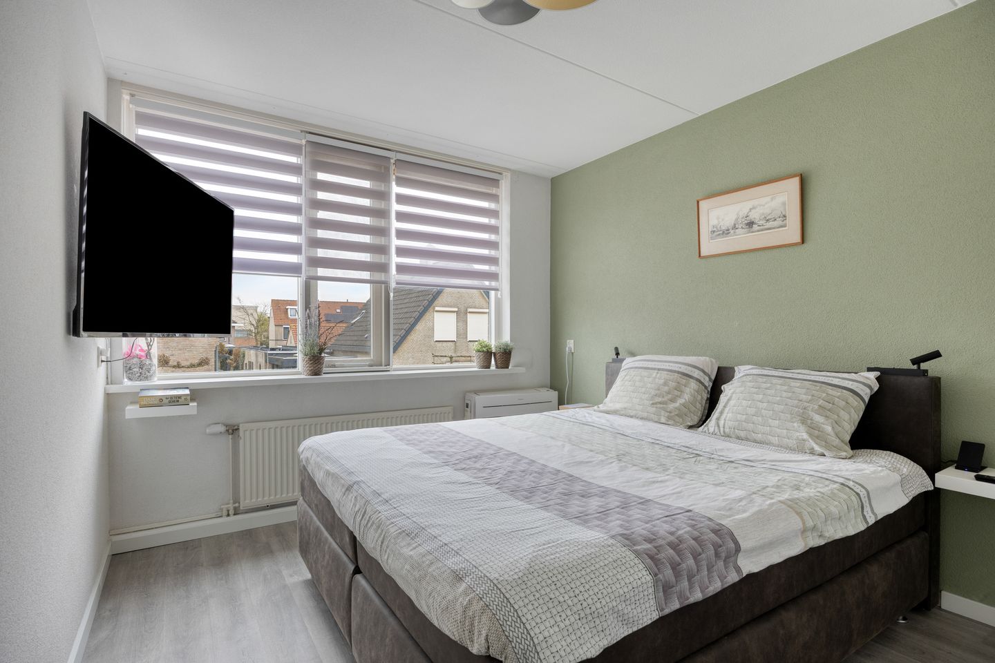 Foto 14 van De Heenplaat 4