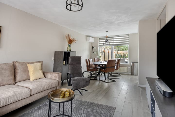 Foto 2 van De Heenplaat 4