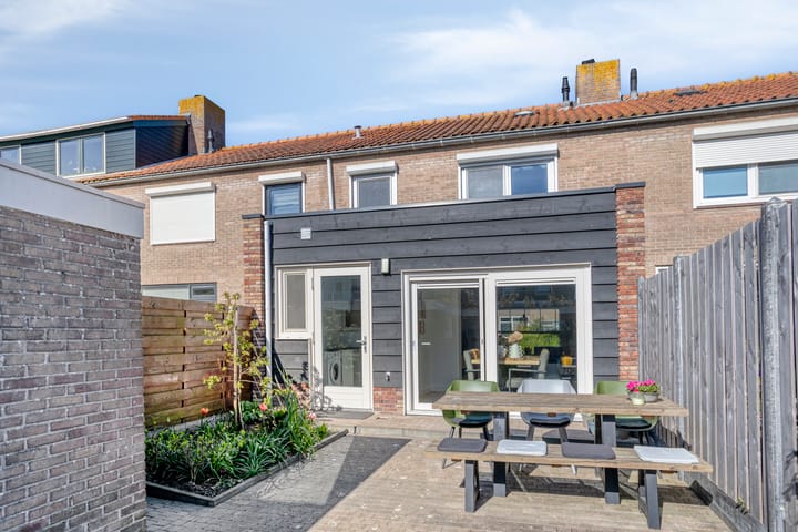 Photo 4 of Waalstraat 19