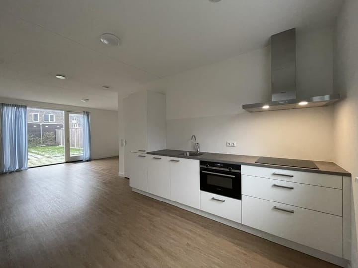 Photo 4 of M.C. Escherstraat 36