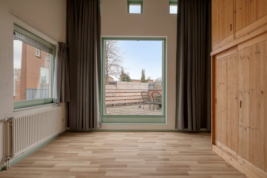 Corner House with Garage, Roof Terrace and Sauna in Green Zeist Neighborhood — 23