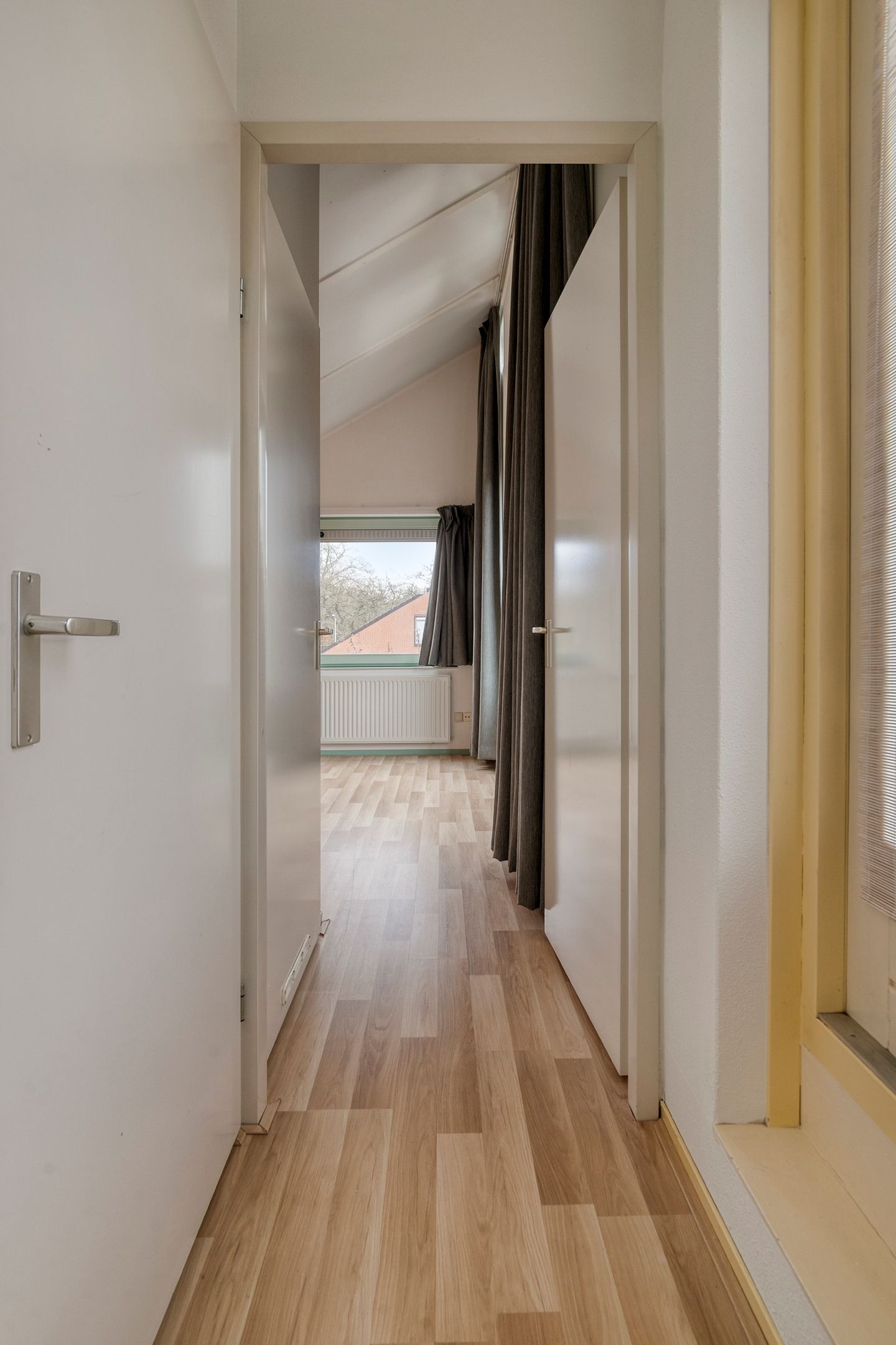Corner House with Garage, Roof Terrace and Sauna in Green Zeist Neighborhood — 20