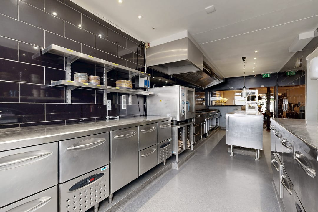 Foto 28 van Voorstraat 50