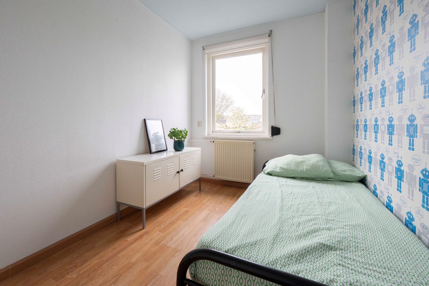 Charming semi-detached family home on quiet erf in Hoeven — 34