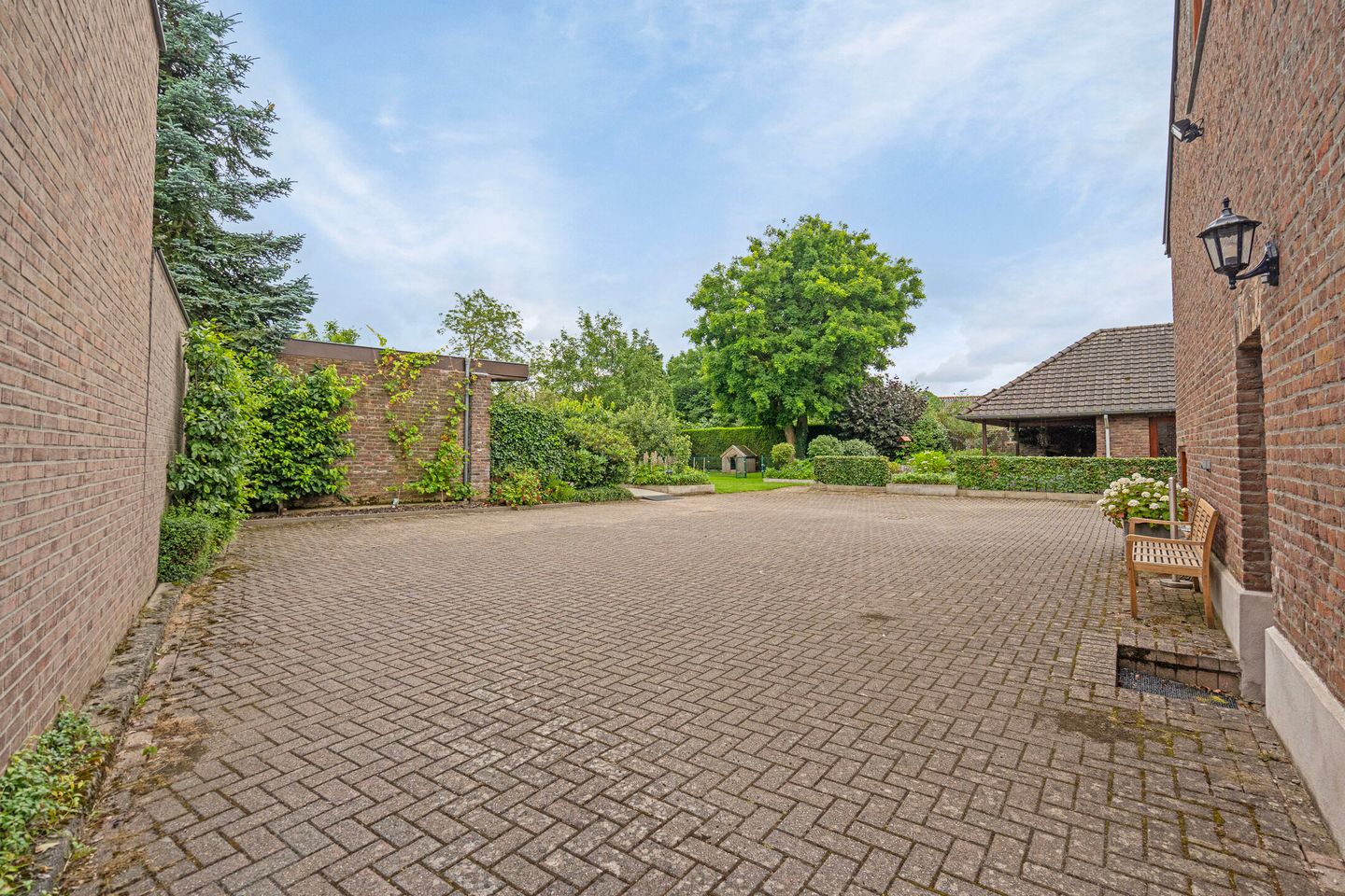 Foto 74 van Hussenbergstraat 25