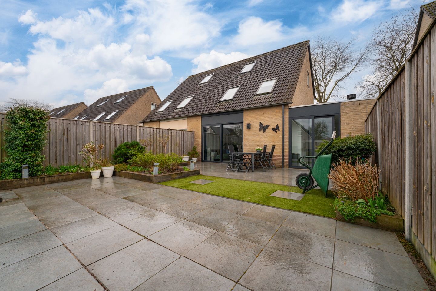 Photo 20 of Golden Delicious 40