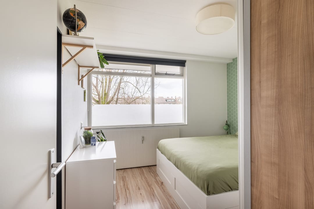 Charming 2-room apartment with sunny balcony in Schiedam Groenoord — 13
