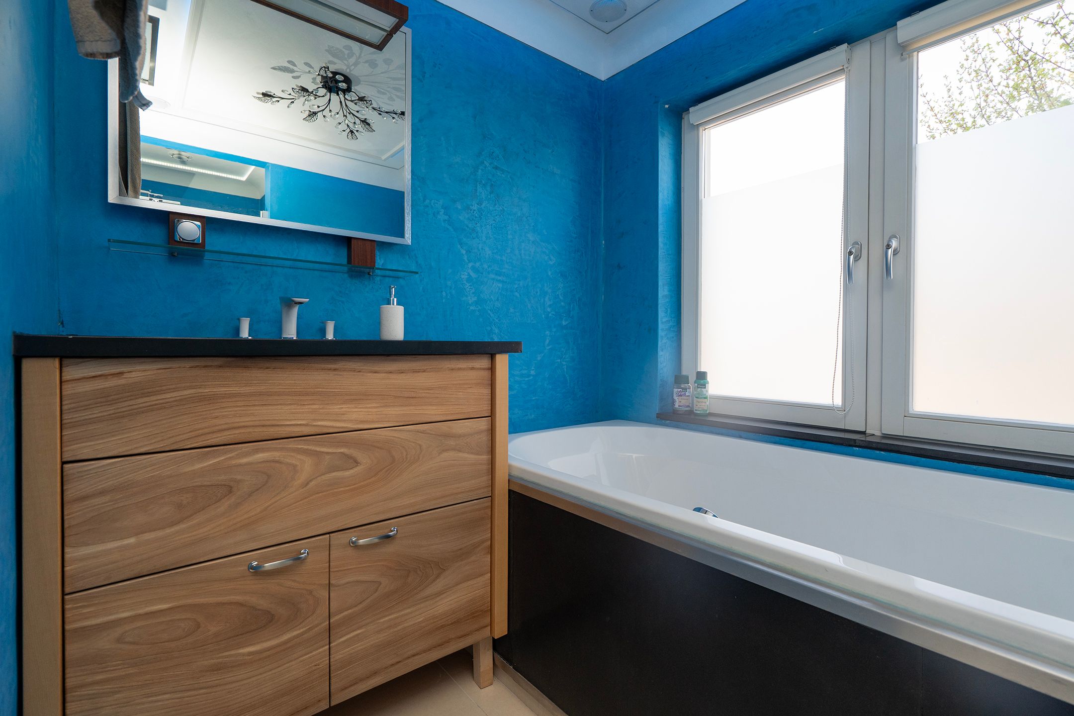 Photo 39 of Valentijnstraat 14