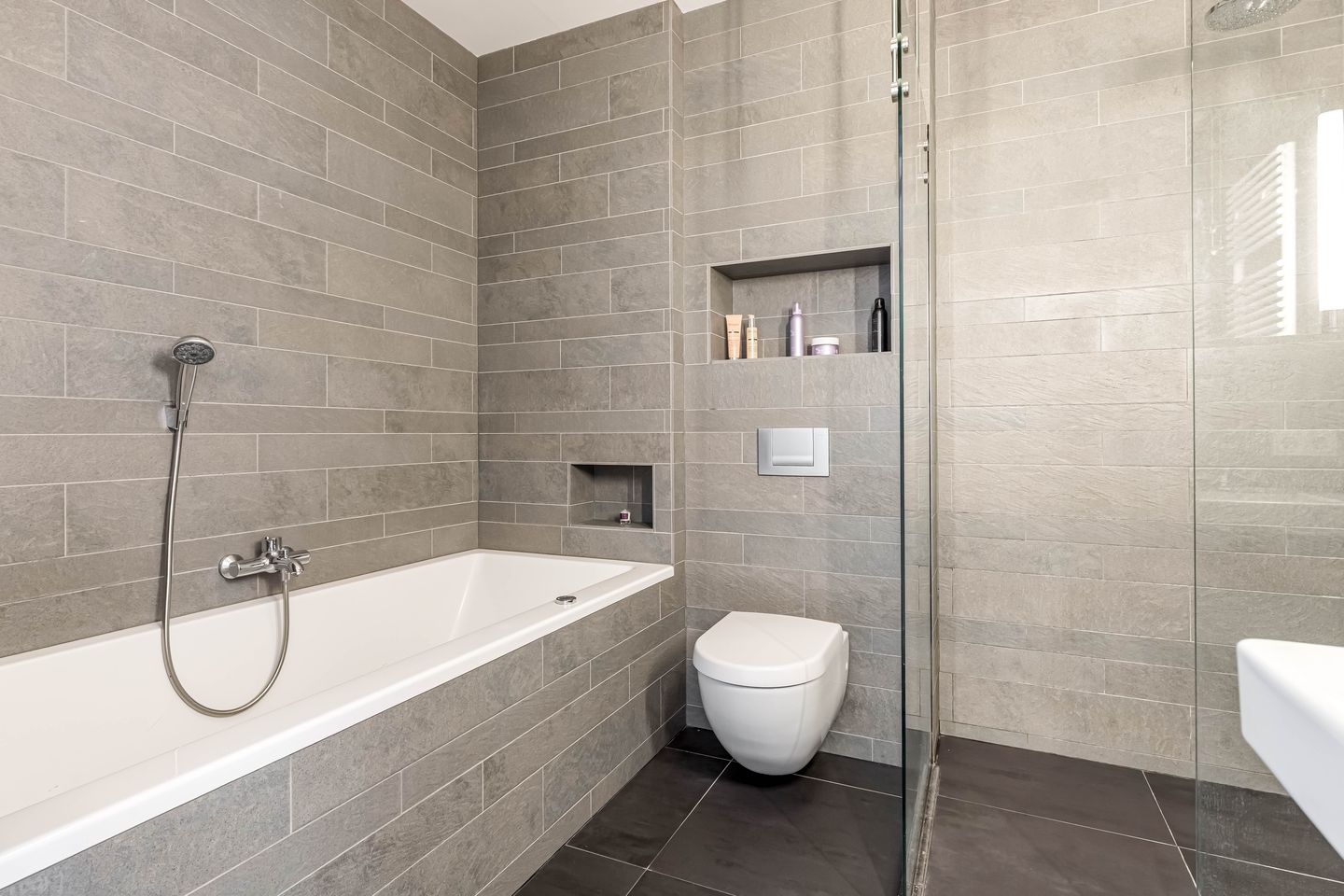 Foto 34 van Van Ravesteijnstraat 3