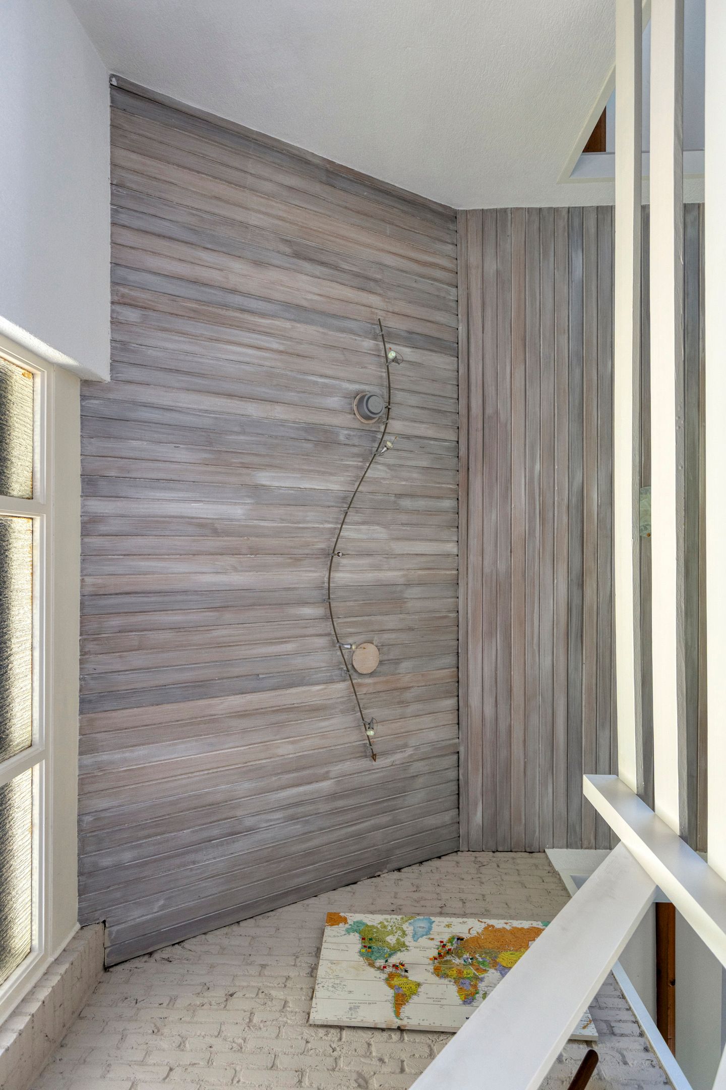 Spacious detached bungalow with panoramic polder views — 12