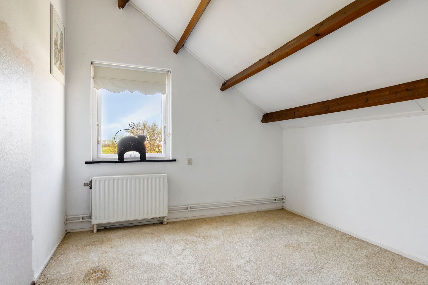 Spacious detached bungalow with panoramic polder views — 35