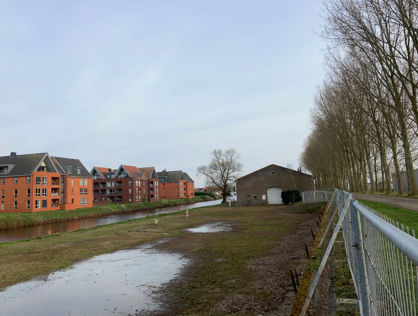 Bekijk foto 2 van West-Havendijk 116