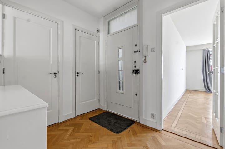 Photo 4 of Ieplaan 131