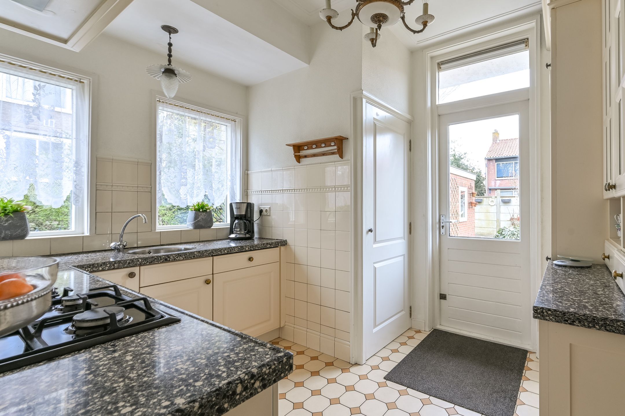 Foto 15 van Maasstraat 37