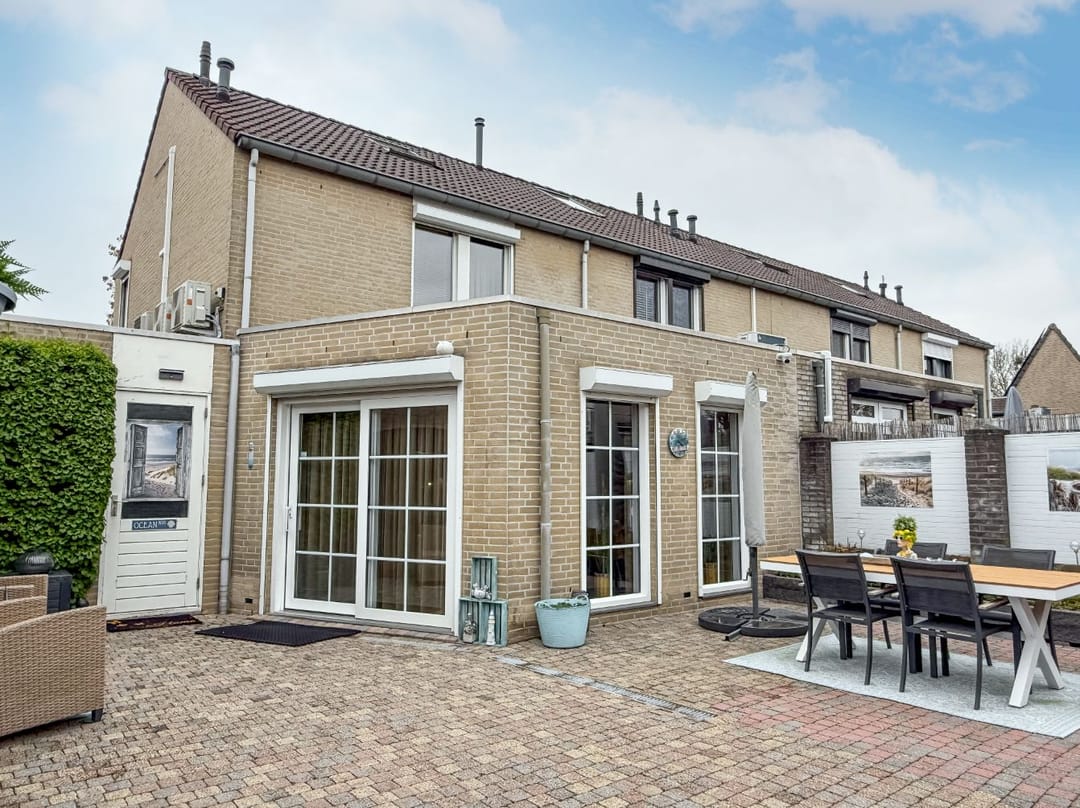 Move-In Ready Semi-Detached Home with Solar Panels in Brunssum — 26