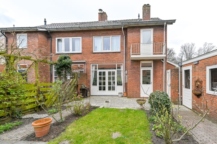 Photo 3 of Maasstraat 37