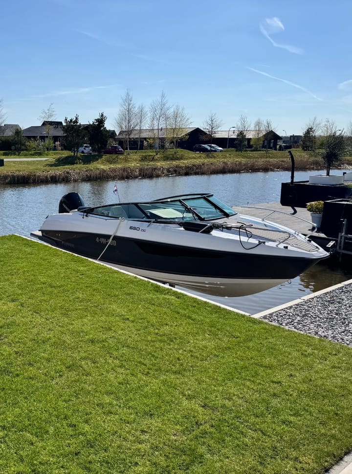 Foto 2 van Misthoorn 45