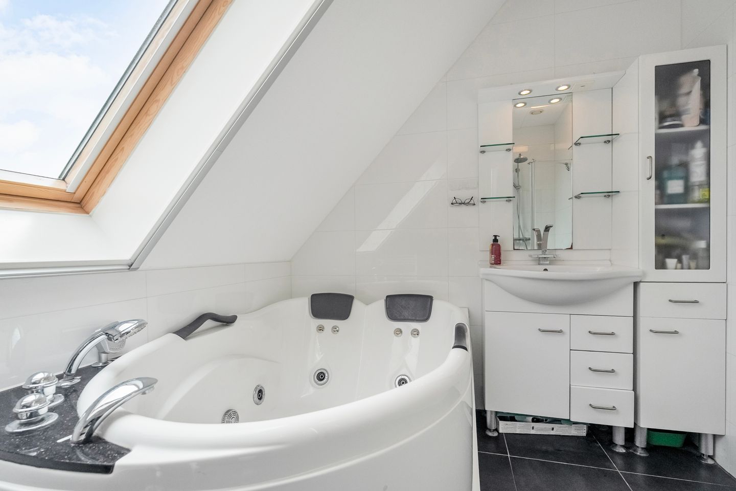 Foto 20 van Keizerskroon 4