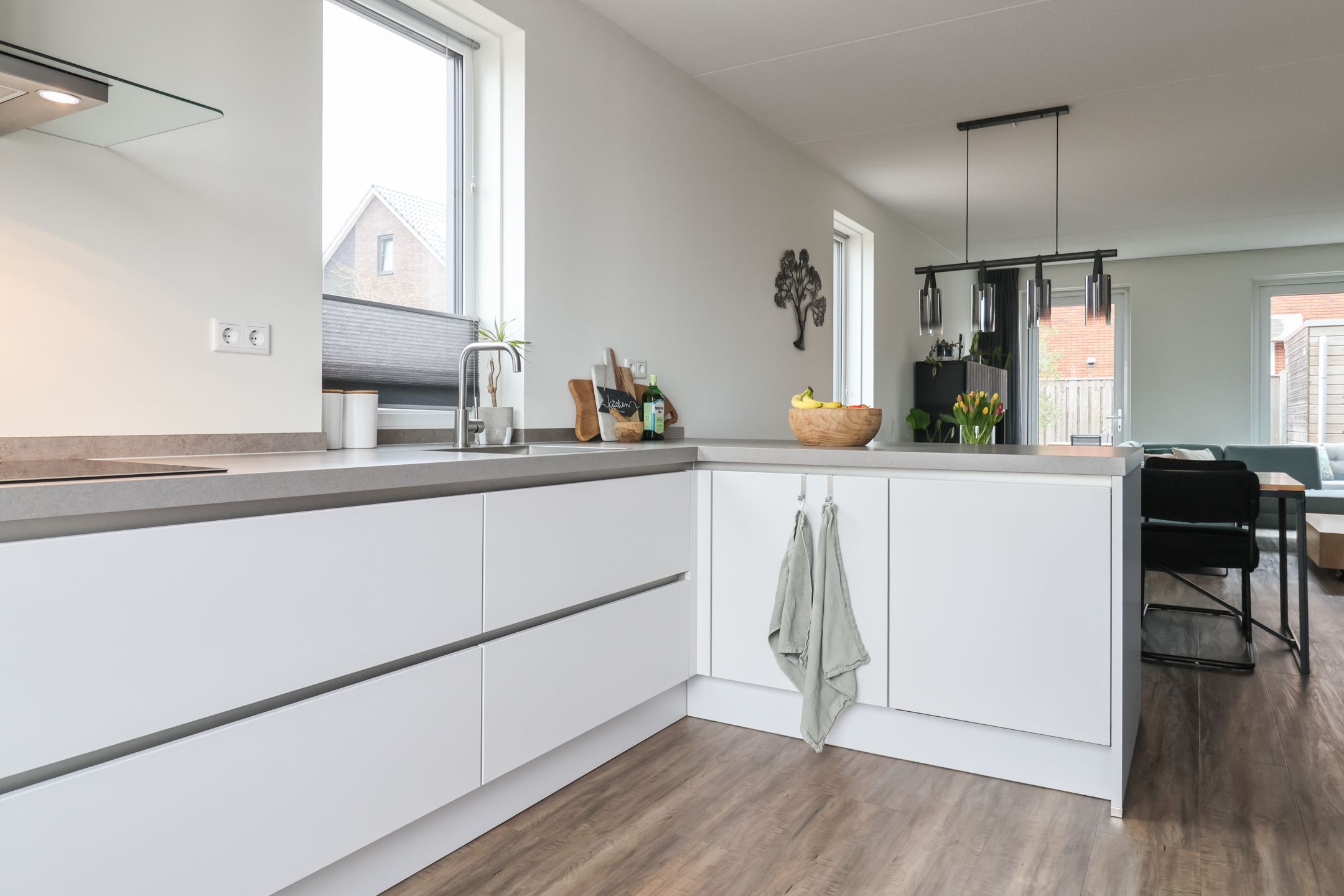Modern corner house with own boat mooring in Houkepoort — 24