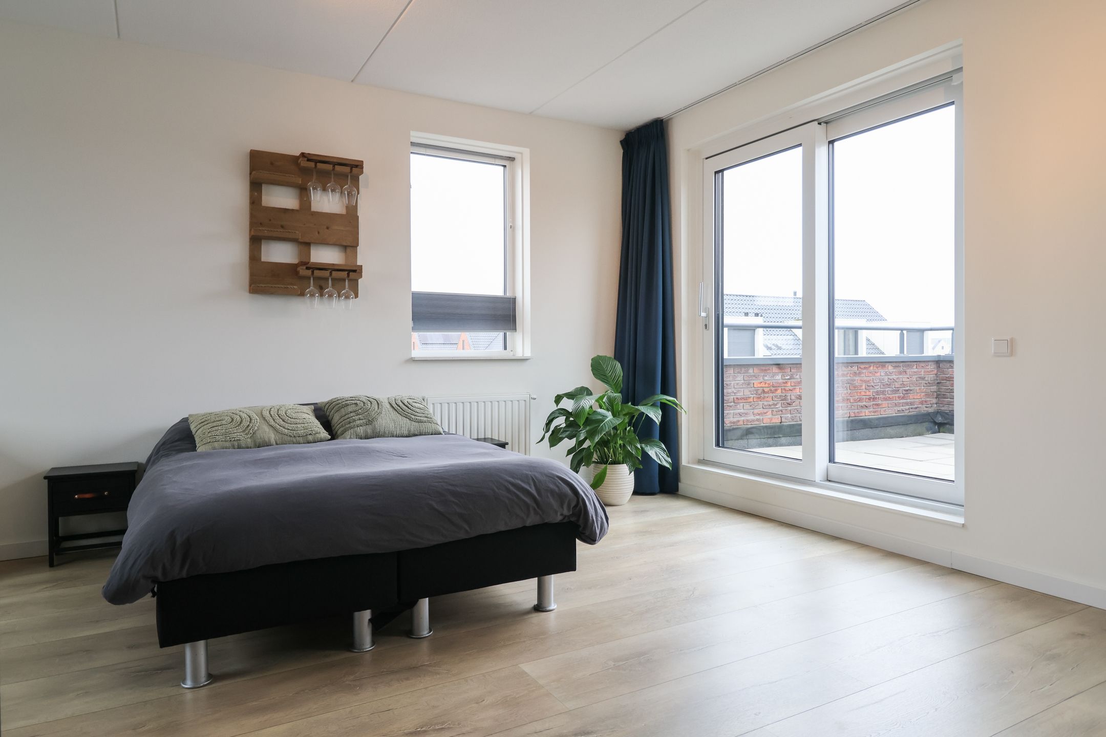Modern corner house with own boat mooring in Houkepoort — 54