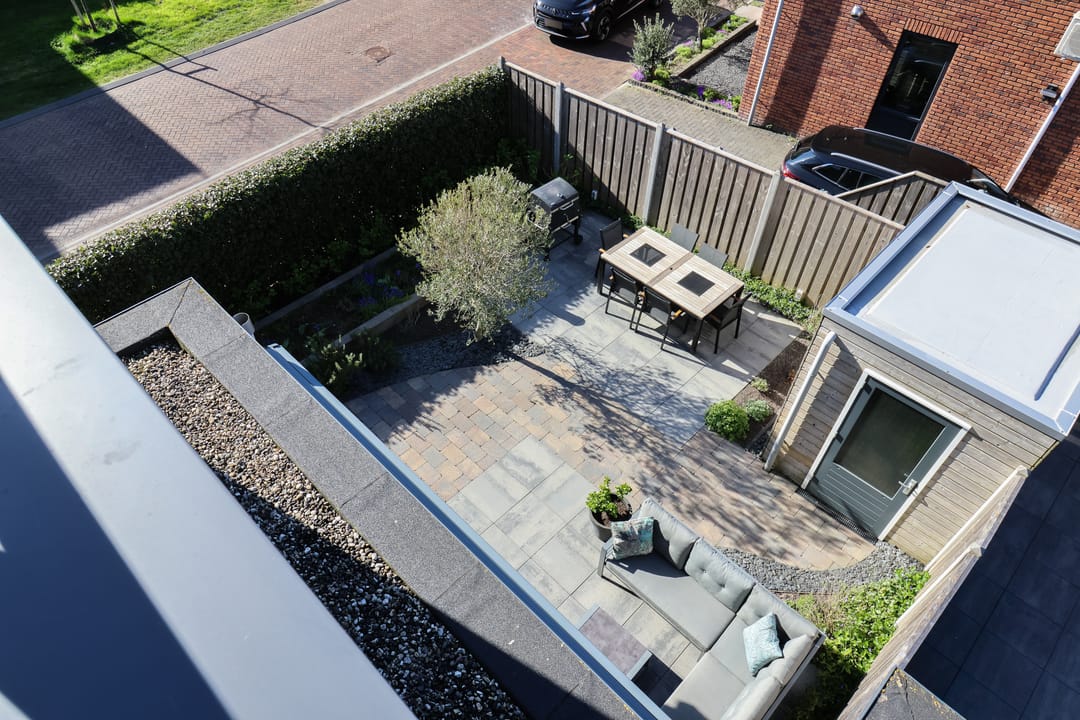 Modern corner house with own boat mooring in Houkepoort — 61