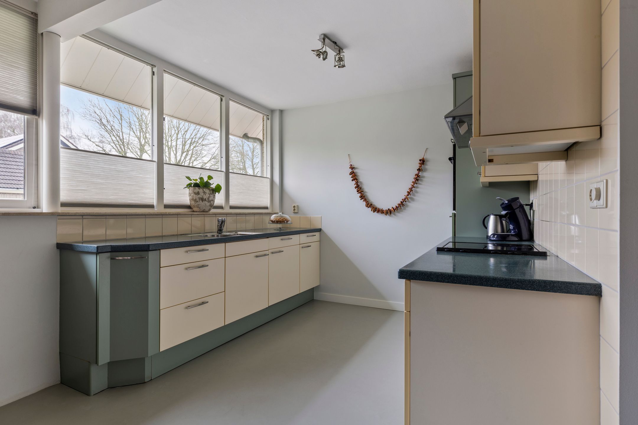 Photo 12 of A. Keijzerlaan 9