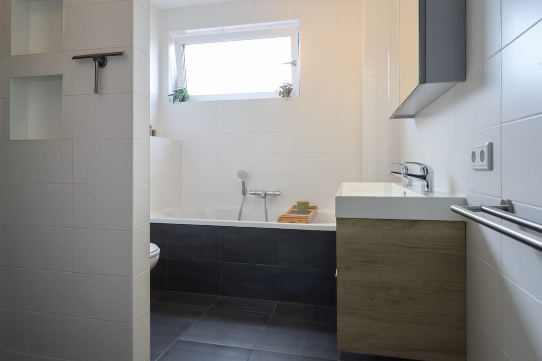 Modern corner house with own boat mooring in Houkepoort — 43