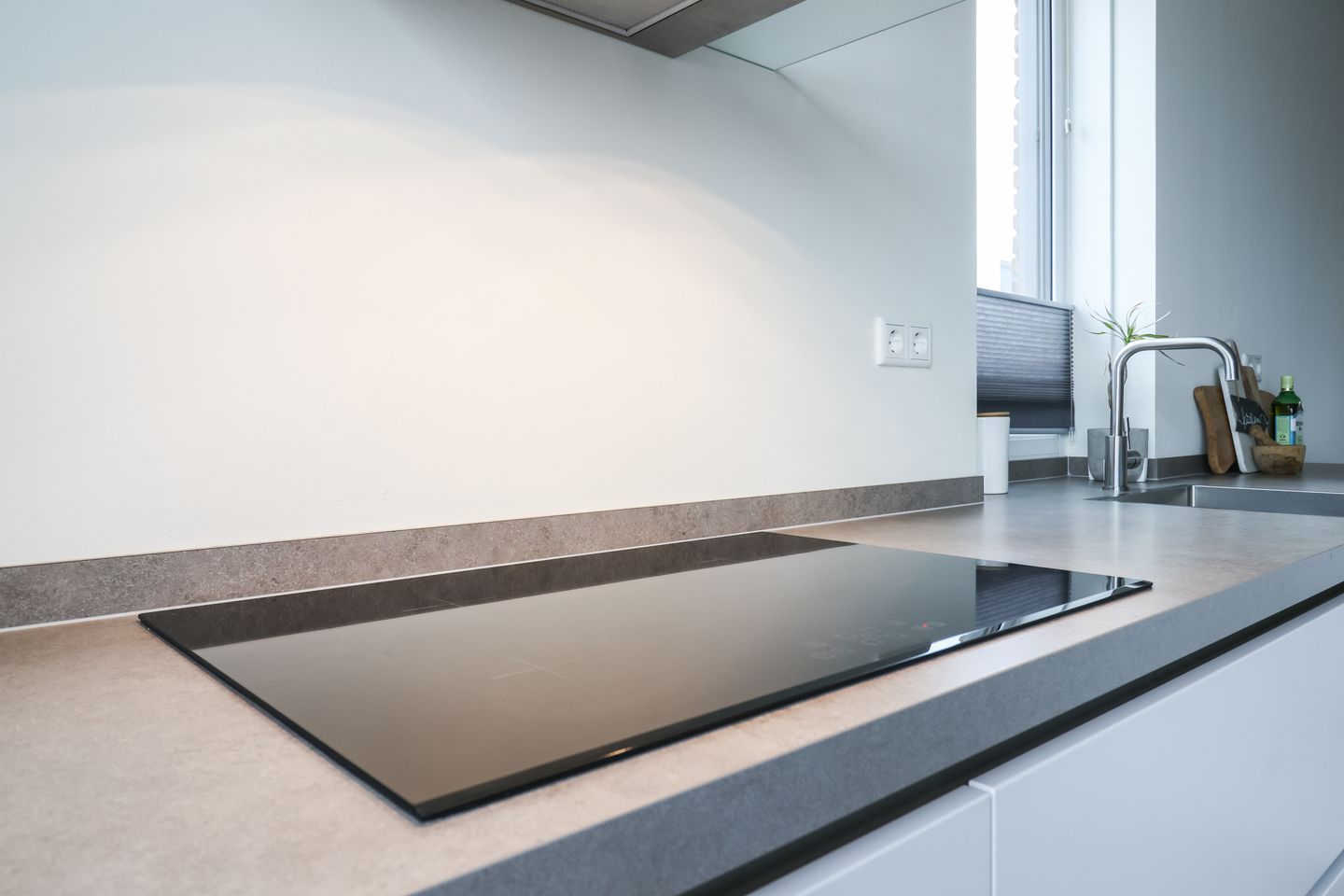 Modern corner house with own boat mooring in Houkepoort — 25