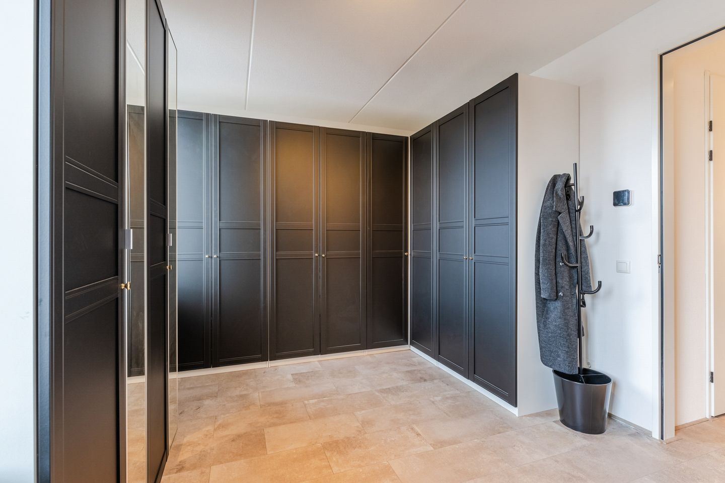 Photo 10 of Anton Ebbenhof 12