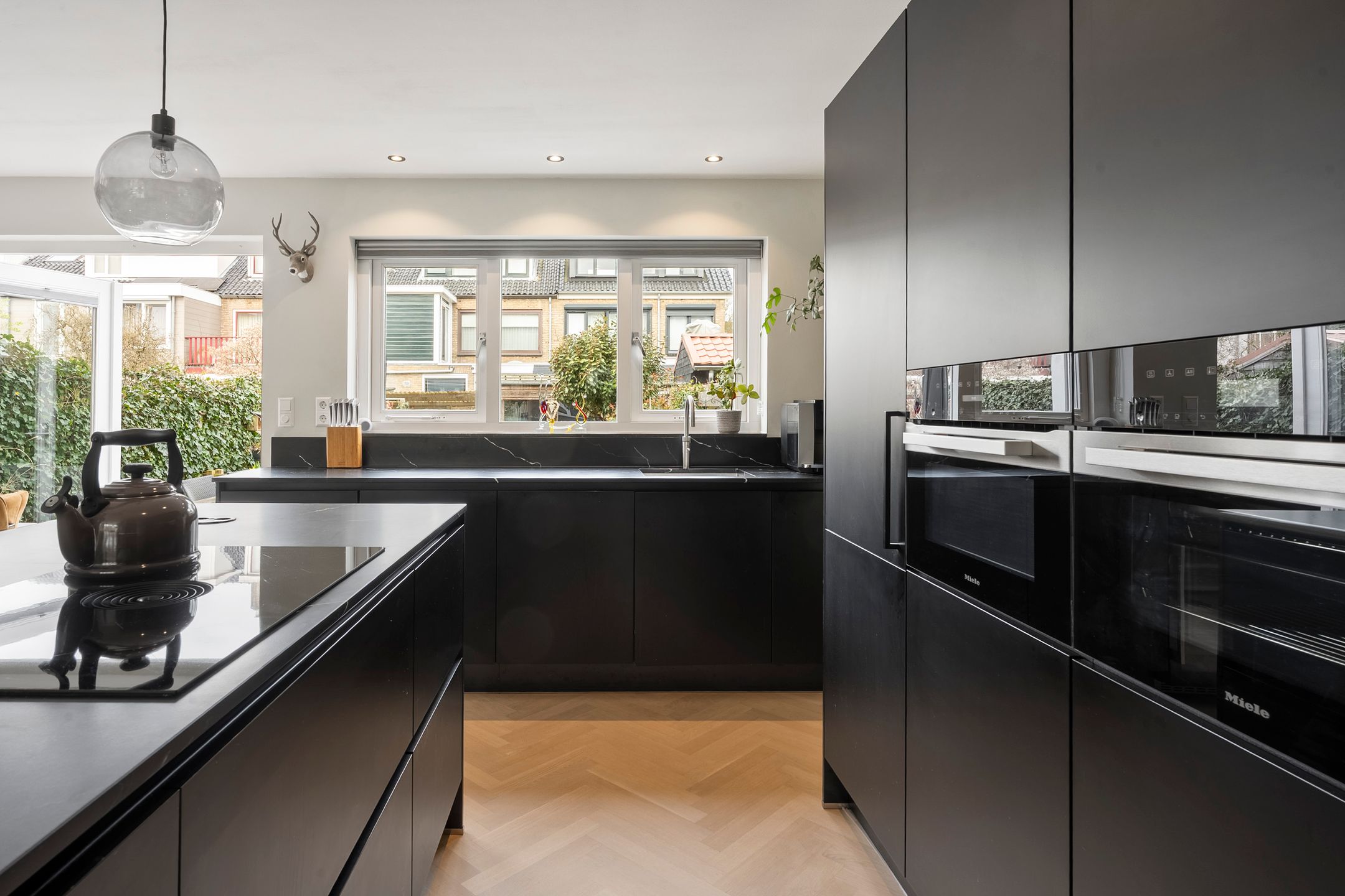 Foto 15 van Lodewijk van Deyssellaan 252