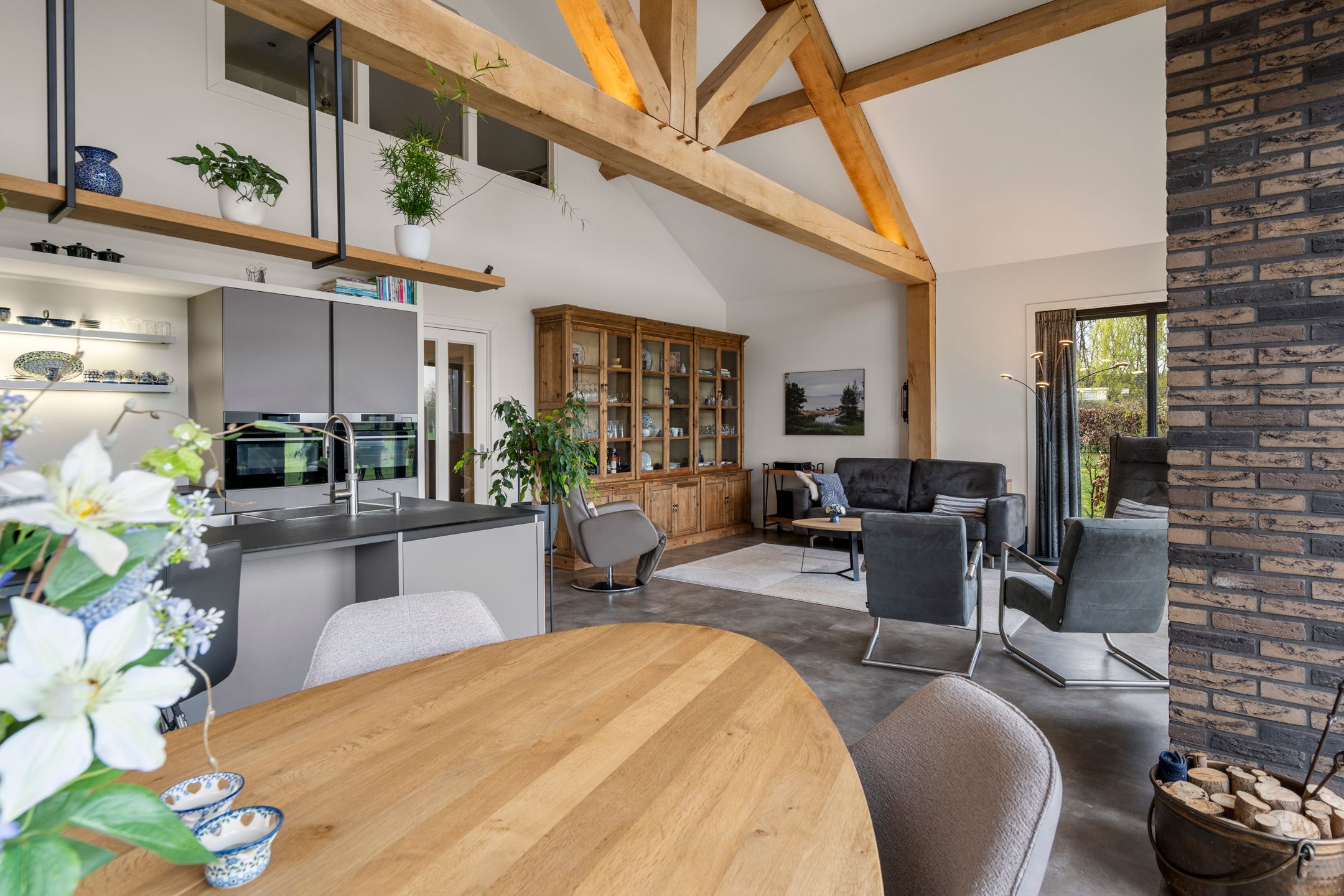 Luxury Detached Barn House with Outbuilding in Natural Setting — 39