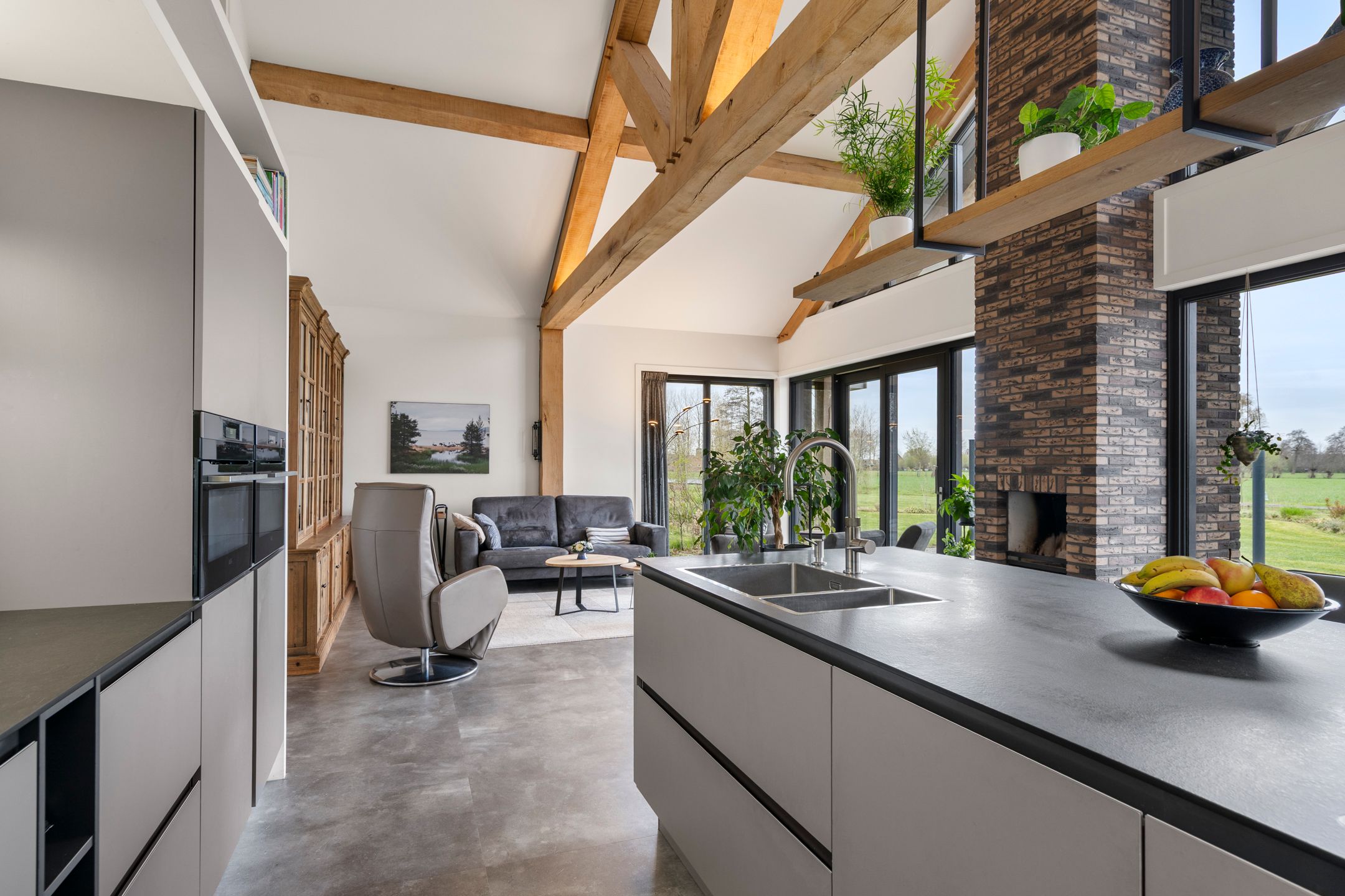 Luxury Detached Barn House with Outbuilding in Natural Setting — 36