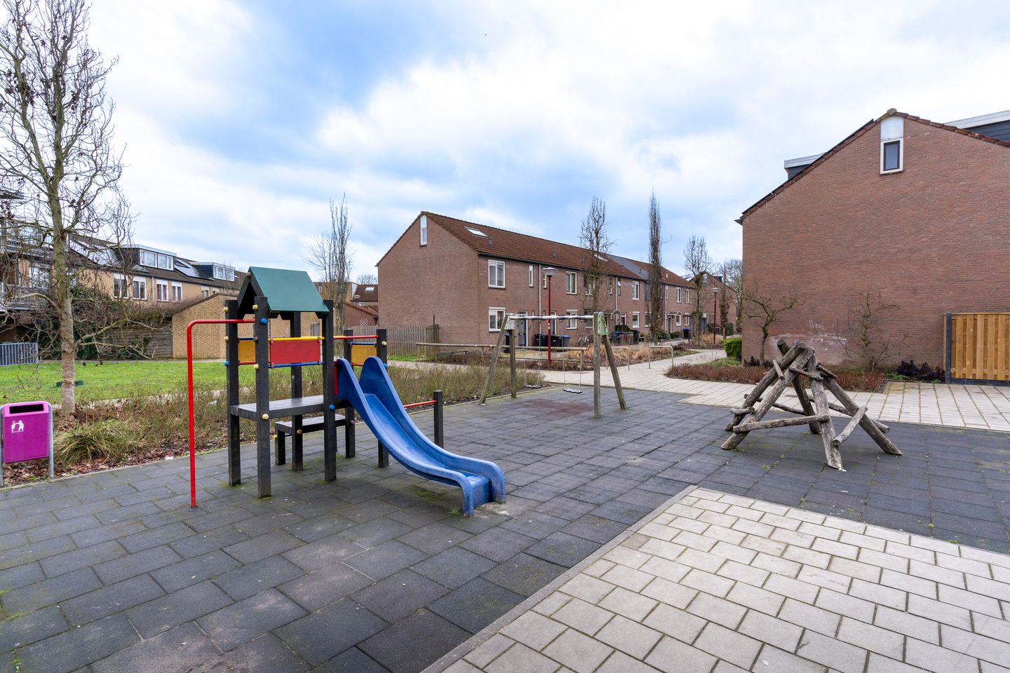 Photo 35 of Leeksterschans 8