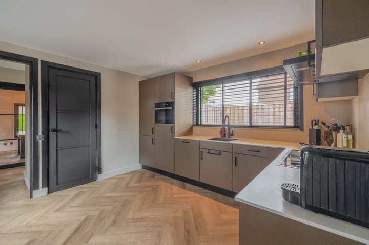 Photo 3 of Binnenweg 28