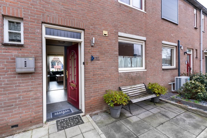 Photo 2 of Leeksterschans 8