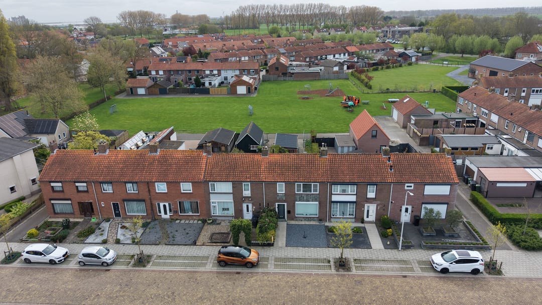 Photo 31 of Dokter Broodmanstraat 13