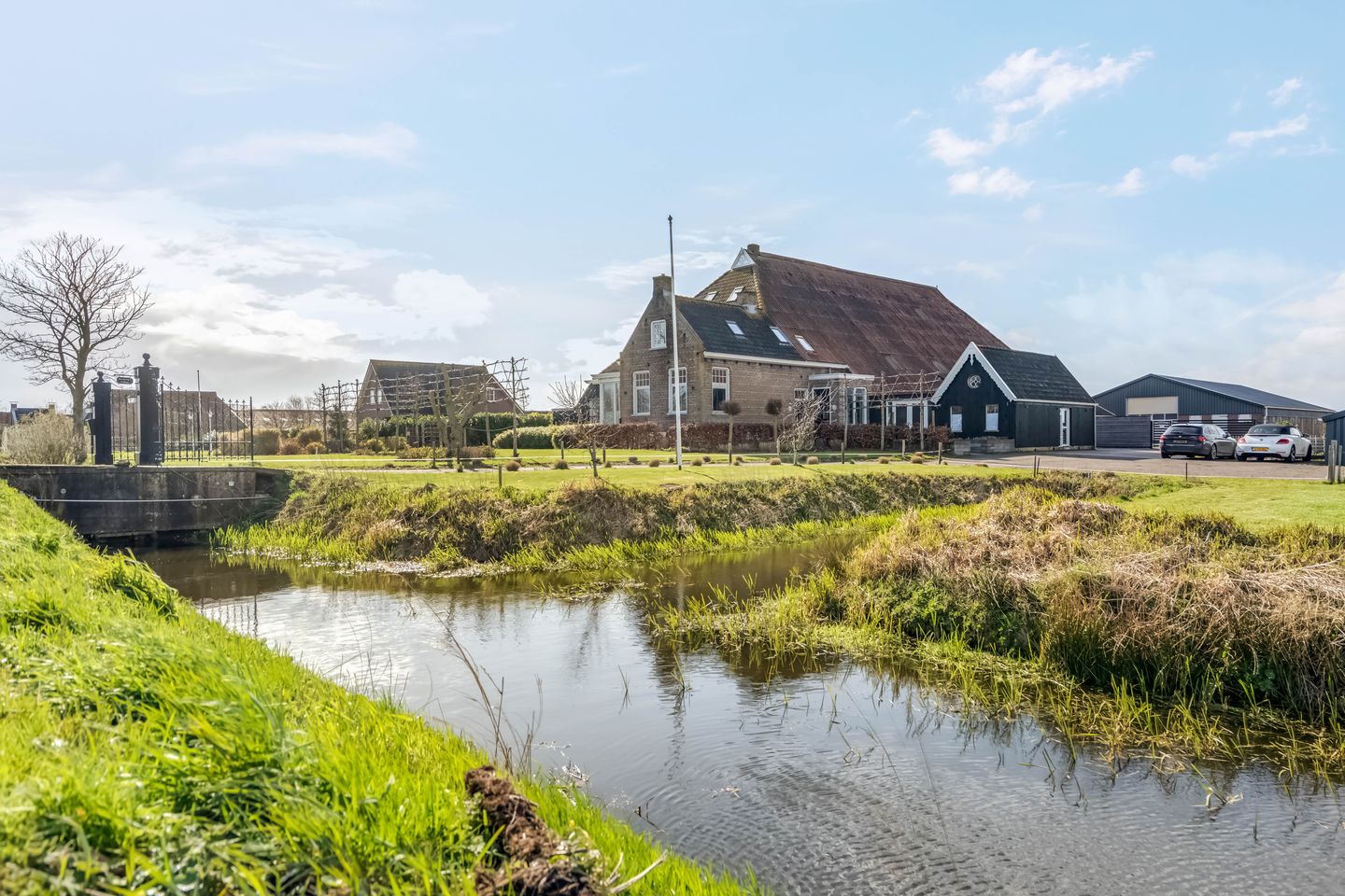 Foto 5 van Straatweg 1