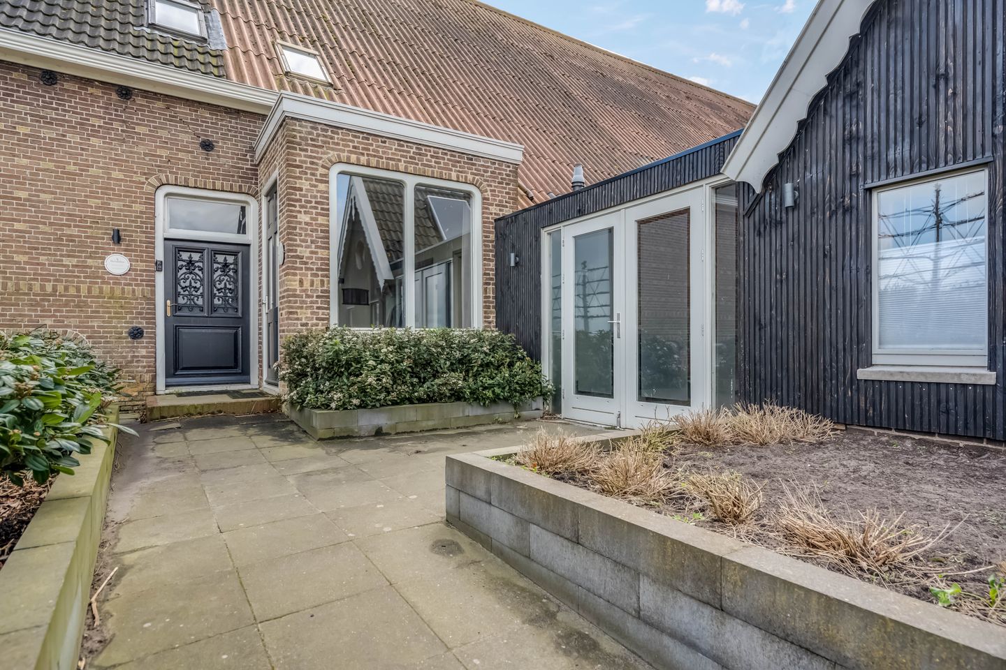 Foto 10 van Straatweg 1