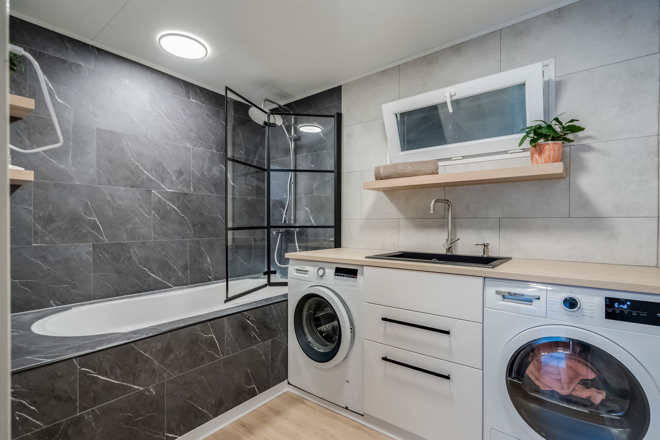 Foto 18 van Straatweg 1