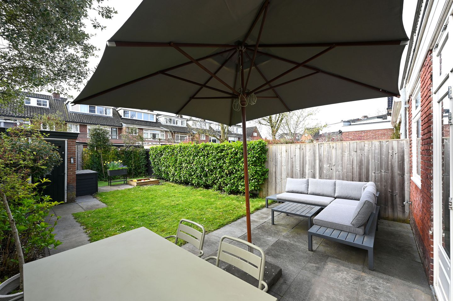 Foto 10 van Wolfert van Borsselenweg 112