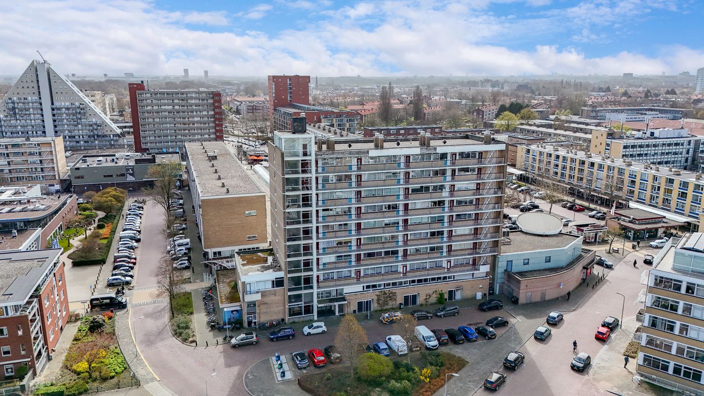 Foto 1 van van Tuyll van Serooskerkenstraat 147