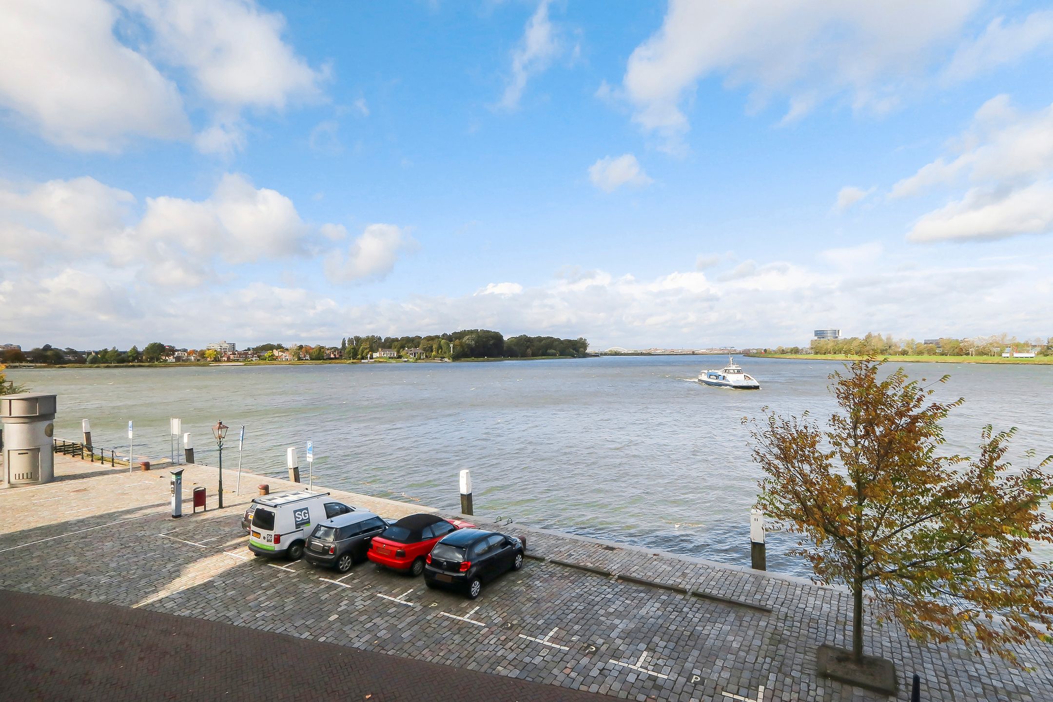 Photo 36 of Merwekade 85